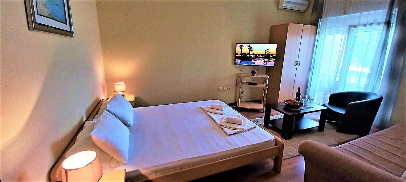 Castellamare Residence Petrovac Ruang foto