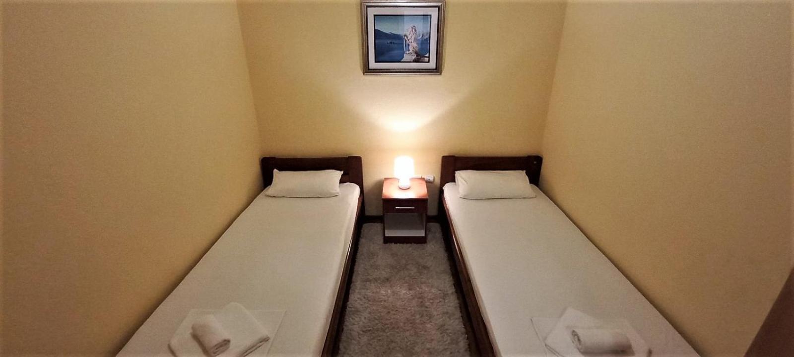 Castellamare Residence Petrovac Ruang foto