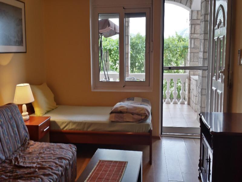 Castellamare Residence Petrovac Bagian luar foto