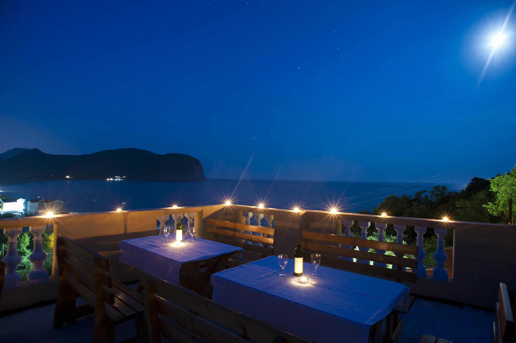 Castellamare Residence Petrovac Bagian luar foto