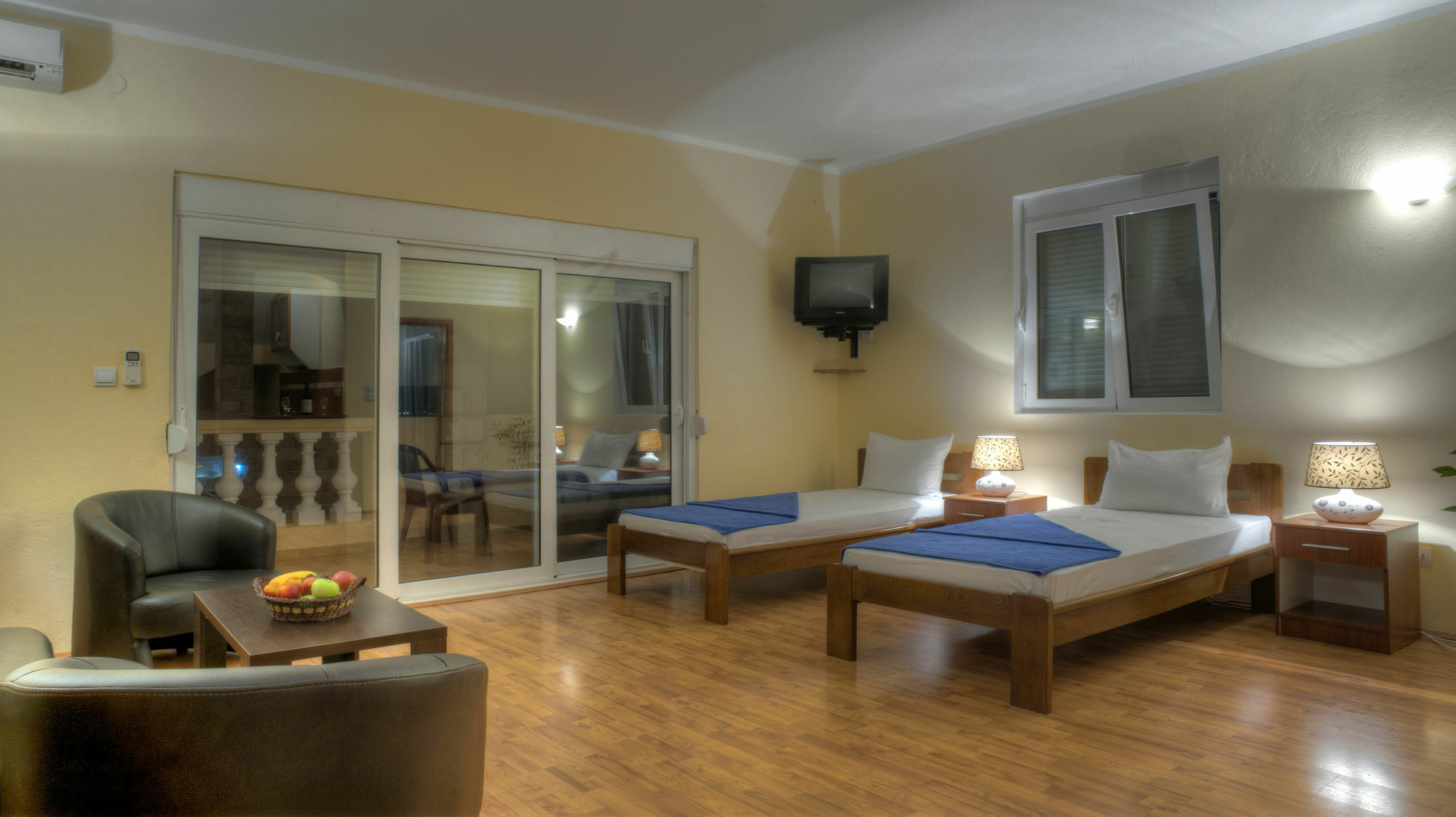 Castellamare Residence Petrovac Bagian luar foto